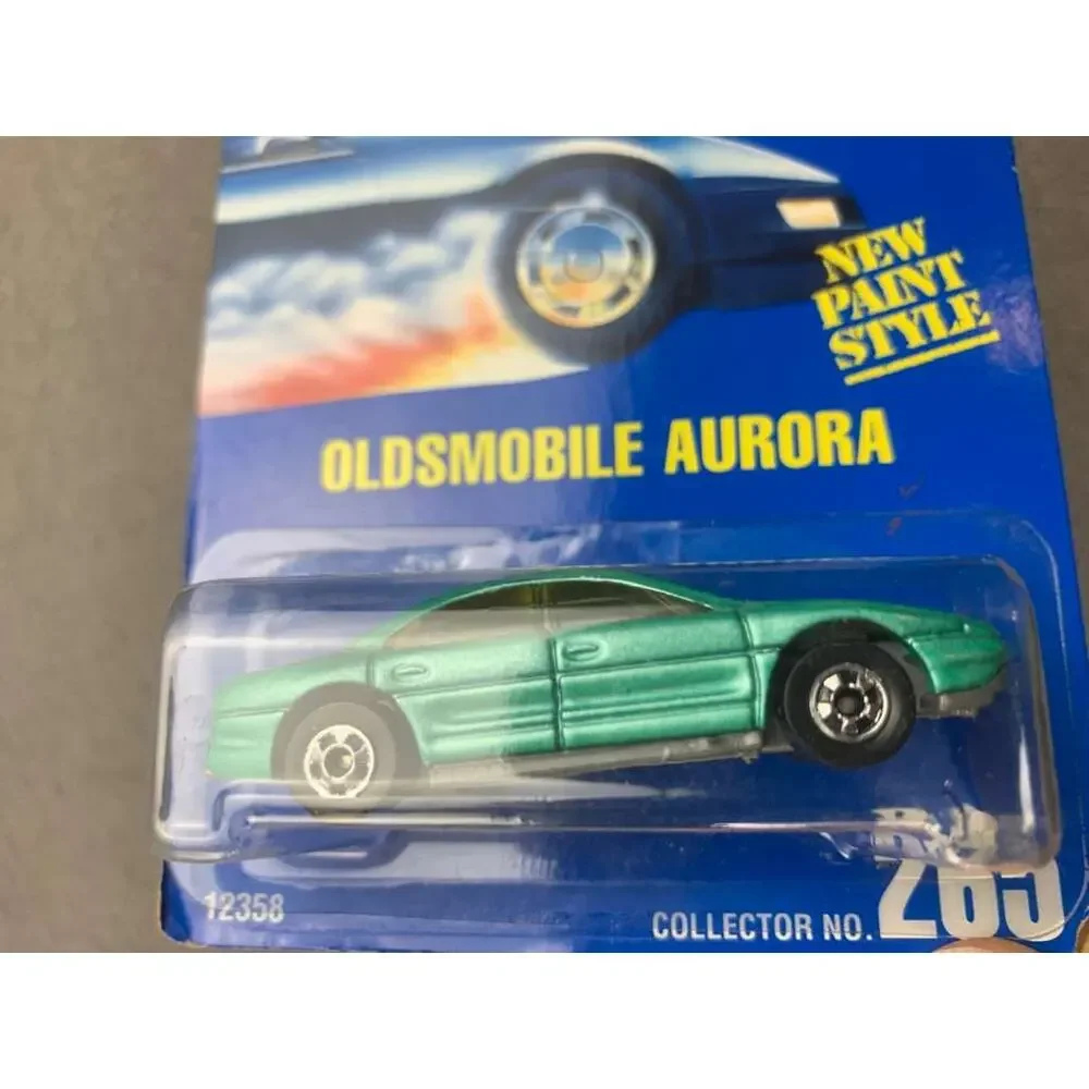 Hot Wheels Oldsmobile Aurora Die Cast Car Green New‎ Paint Style # 265 12358